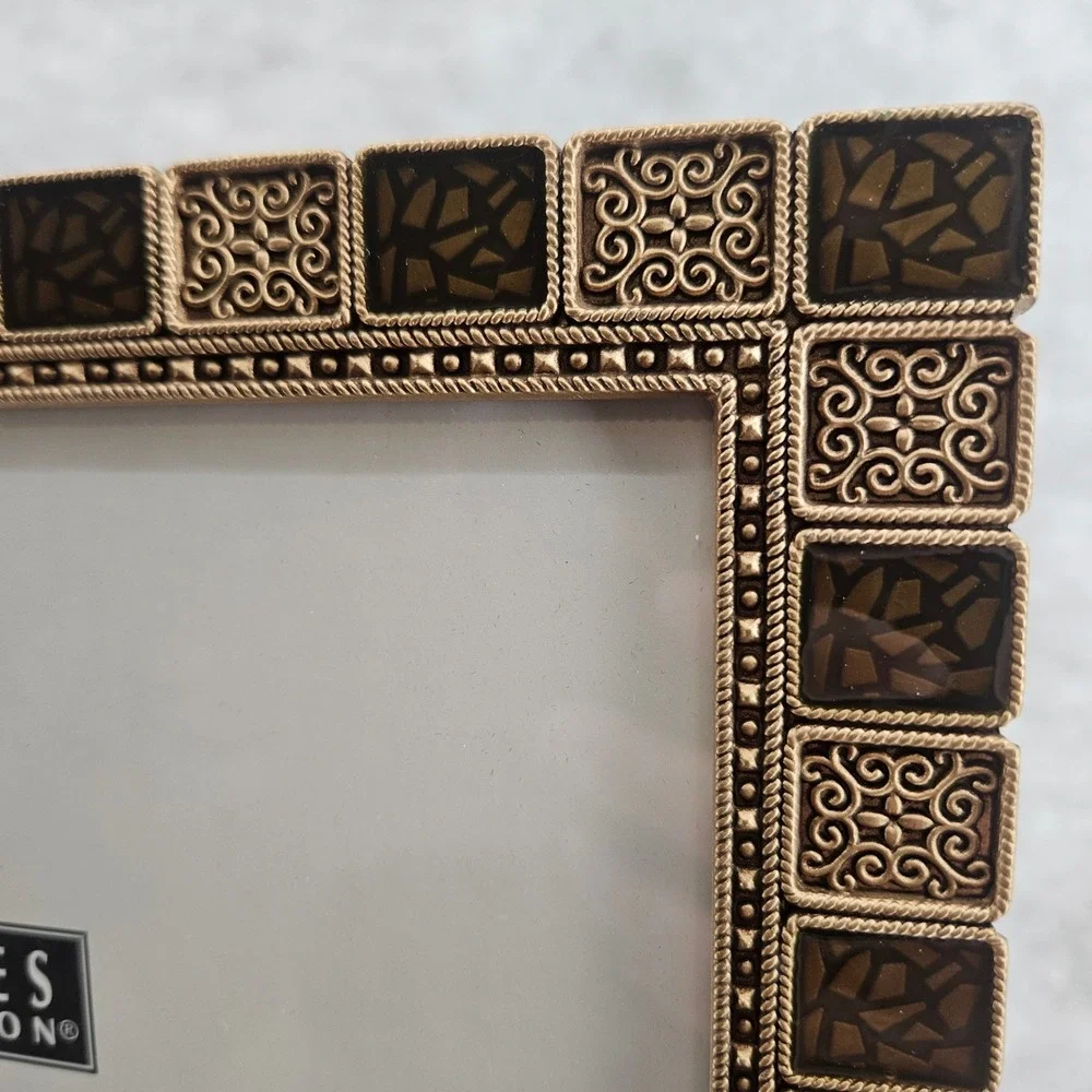 Burnes of Boston 8x10 Photo Frame Ornate Gold Brown Decorative‎ Tabletop Hanging